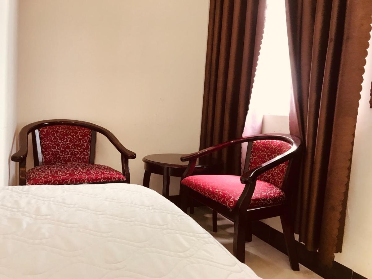 Hotel Khach San Thu Thao Phan Rang-Tháp Chàm Esterno foto